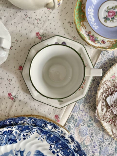 Taza de te con plato Johnson Bros Fresh Fruit - HappyTea! - Vajilla vintage