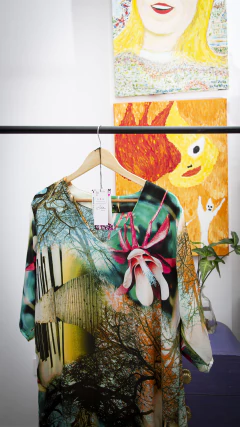 Vestido de seda Madre Selva - comprar online