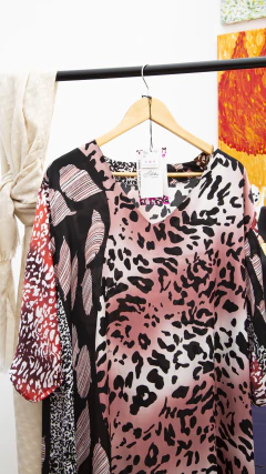 Imagen de Vestido de seda Animal Print Borgoña