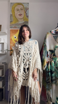 Poncho Selene (a pedido) - comprar online