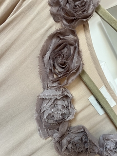 Túnica con pechera de flores - tienda online