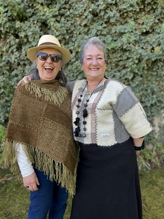 Poncho triangular con flecos - Combinado II - comprar online