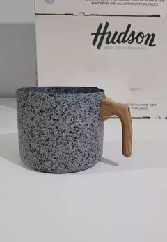 Set Bateria Hudson Granito Stone+Wok 28cm+Panquequera 22cm+Jarro 14cm - Ciara Home Deco