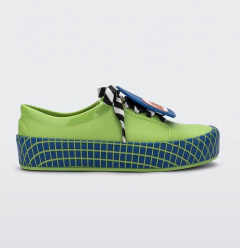 TÊNIS MELISSA+FÁBULA SHARK GREEN na internet