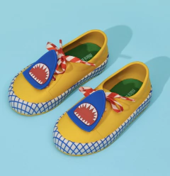 TÊNIS MELISSA+FÁBULA SHARK YELLOW - VOGA | SAPATOS INFANTIS