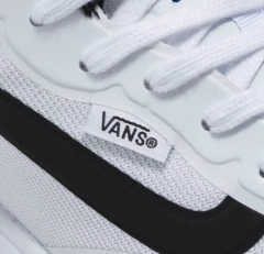 Imagem do TÊNIS ULTRARANGE EXO WHITE/BLACK