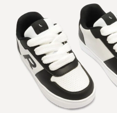 TÊNIS SKATER PRETO/BRANCO na internet