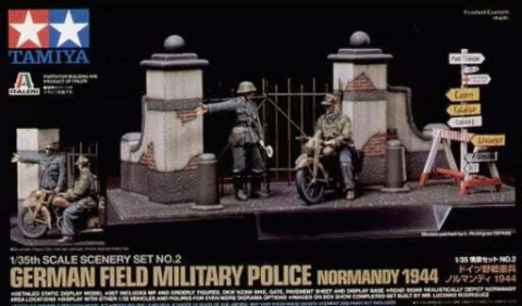 Tamiya 1/35 89740 German Field Military Police Normandy 1944 CN - comprar online