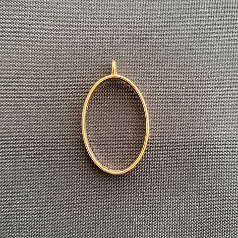 Bisel de acero forma ovalo oro rosa