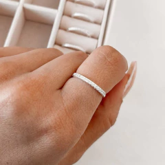 Anel aparador cravejado