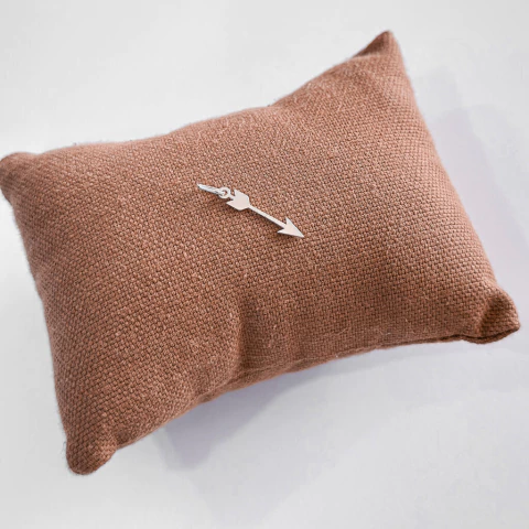 Pingente seta em prata