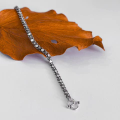 Pulseira flores em prata envelhecida - comprar online