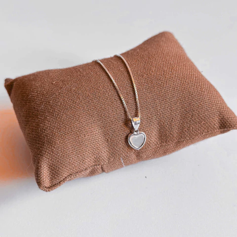 Colar coração em prata