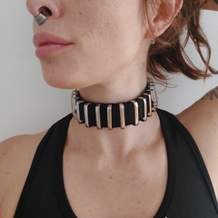 choker meg