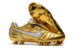 Nike Tiempo 7 R10 na internet