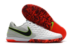 Nike Tiempo Legend 8 IC na internet