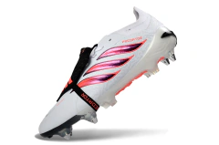 Adidas Predator Elite SG na internet