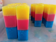 Forma p/ Gelo de Coco + Extrator 70/200ml