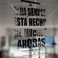 Afiche translucido