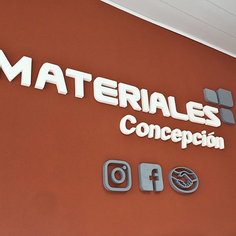 cartel para negocio corporeo