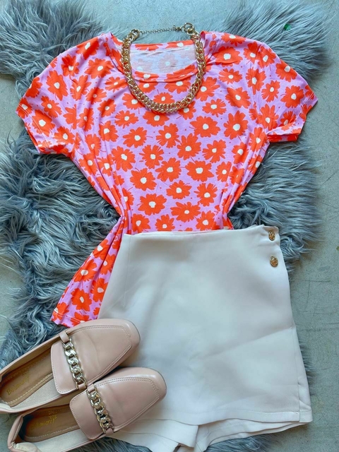 T SHIRT FLORES ESTAMPADA - SEM PEDRARIAS - comprar online