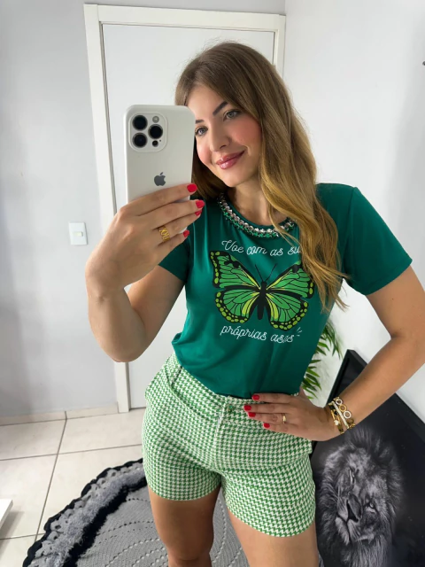 T SHIRT LUXE VERDE MILITAR - VOE COM AS SUAS PRÓPRIAS ASAS - COM PEDRARIAS - comprar online
