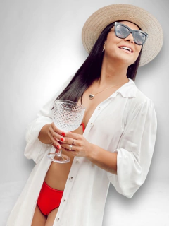 CHAMISE BRANCA COM MANGAS BUFANTES E BOTÕES FRONTAIS - comprar online