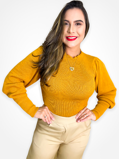 BLUSA DE LINHA COM MANGA BUFANTE E PUNHO AJUSTADO - MOSTARDA