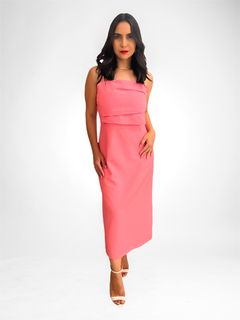 VESTIDO MIDI COM DECOTE QUADRADO