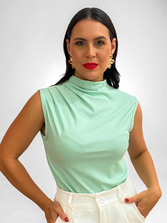 REGATA GOLA ALTA COM DRAPEADO CANELADA - VERDE CLARO - comprar online