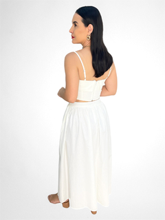 CONJUNTO DE CROPPED E SAIA MIDI - comprar online