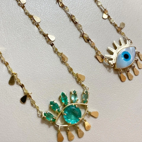 Coloar Beca Olho Esmeraldas