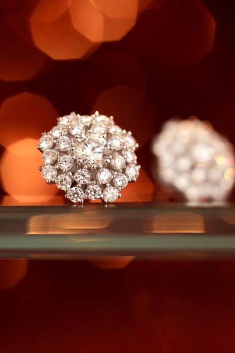 Brinco Chuveiro Grande Moissanite