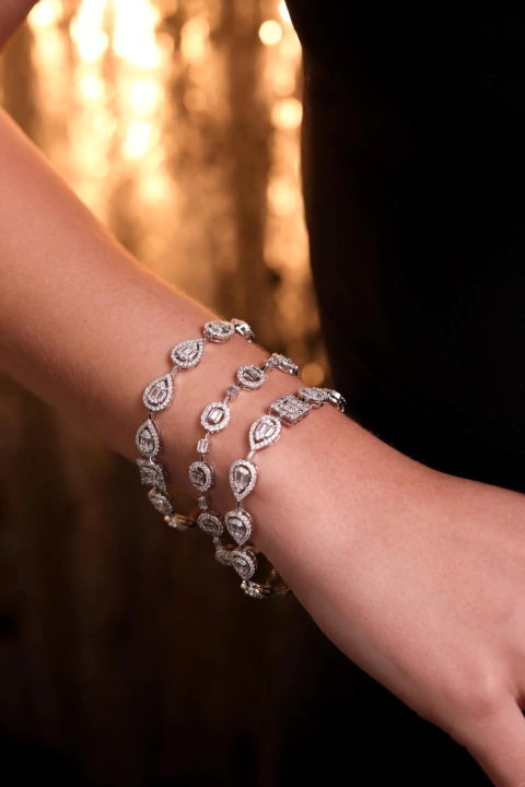 Pulseira Riviera Fio Faca Formas Microcravejado