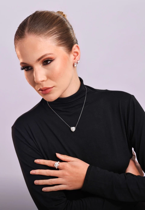 Colar Quadrado Princess Moissanite