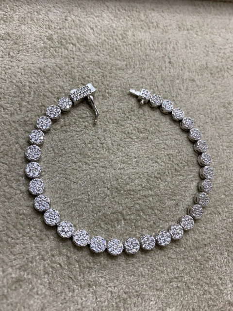 Pulseira Petit Pavê Maior