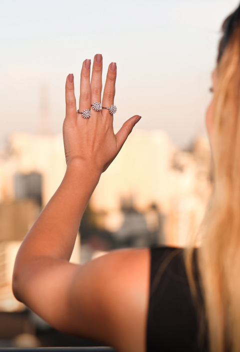 Anel Chuveiro Médio Moissanite