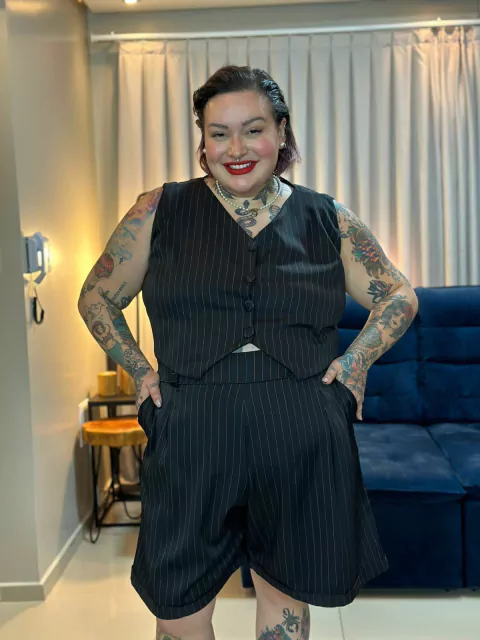 Colete Preto Risca de giz