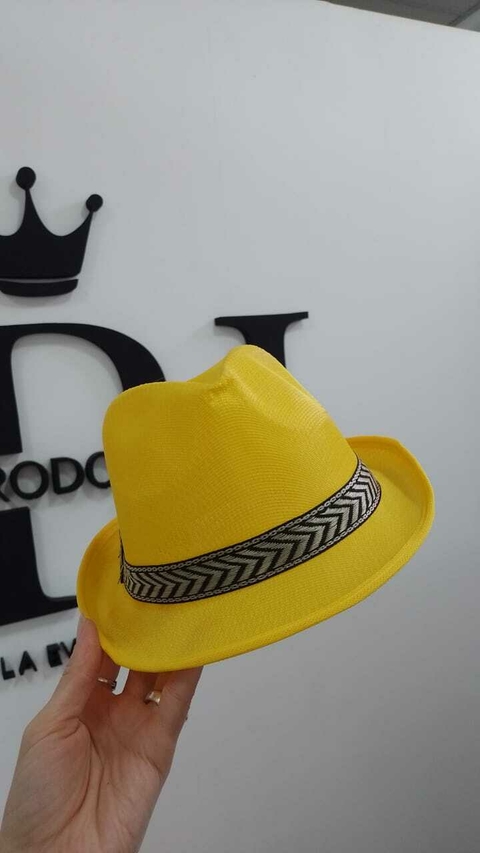 SOMBRERO FUNYI AMARILLO DE TELA CON CINTA x1 U