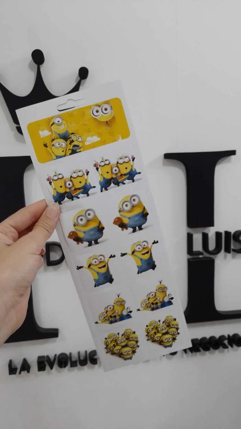 MINIONS STICKERS TROQUELADOS - comprar online