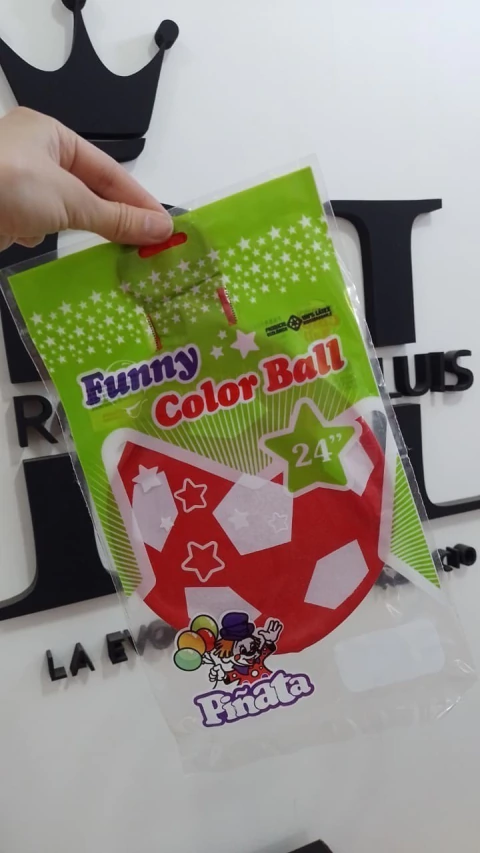 PIÑATA FUTBOL ROJO Y BLANCO 24" - comprar online