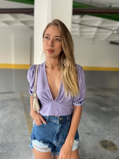 CROPPED DECOTADO VANESSA LAVANDA