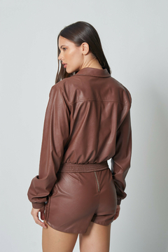 CASACO COURO ZELIE MARROM OTHER GIRLS - comprar online