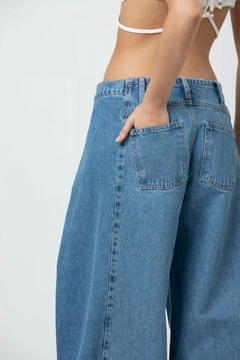 CALÇA JEANS ZAHARI JEANS CLARO OTHER GIRLS na internet