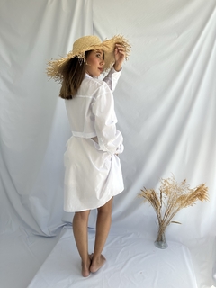 Imagem do CAMISA MAX TETÊ OFF WHITE
