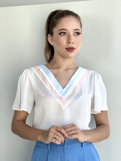 BLUSA GOLA BICOLOR OFF WHITE