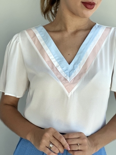 BLUSA GOLA BICOLOR OFF WHITE - comprar online