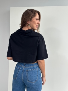 BLUSA ELIATRIZ PRETA SALGUNAMU - loja online