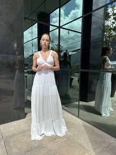VESTIDO LONGO LUANIR OFF WHITE na internet