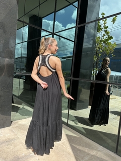 Imagem do VESTIDO FLUIDO TANAH PRETO OTHER GIRLS